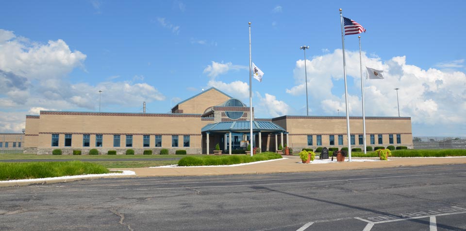 Federal Correctional Institution Greenville Inmate Information